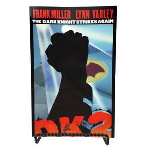 The Dark Knight Strikes Again Batman DK 2 Graphic Novel DC Frank Miller